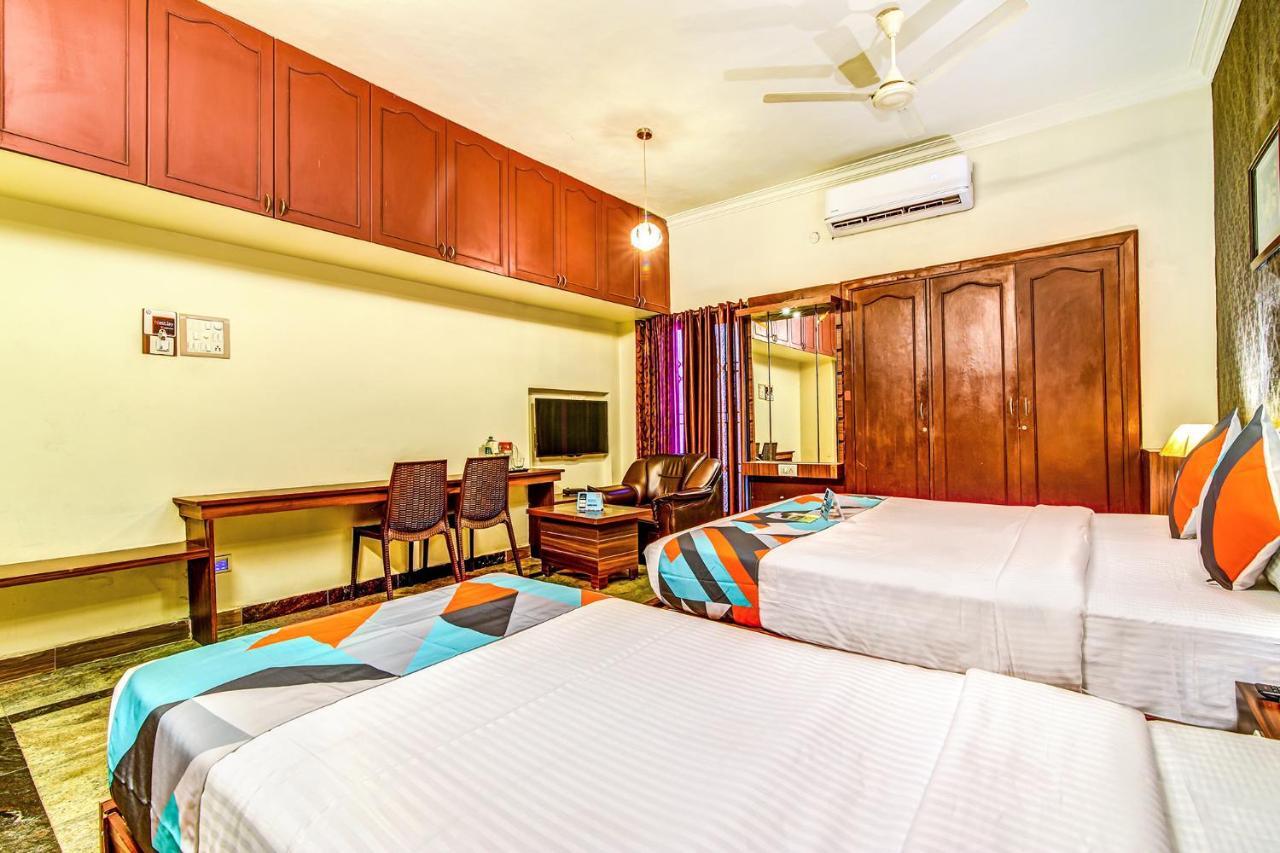 Fabexpress Nestlay Rooms - 100M From Velammal Hall, Moggappair Chennai Ngoại thất bức ảnh